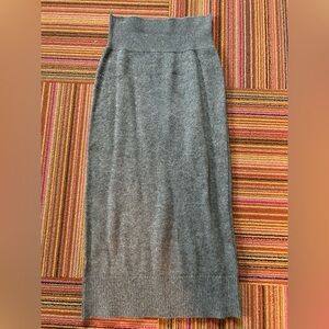 The Reset Ribbed High-Waisted Sweater Midi Skirt – Gray